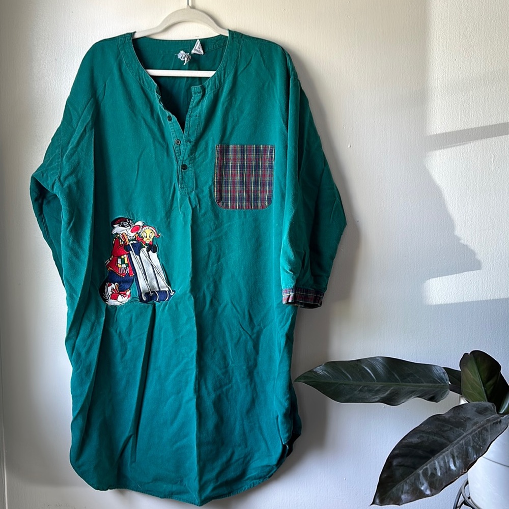 Vintage nightgown